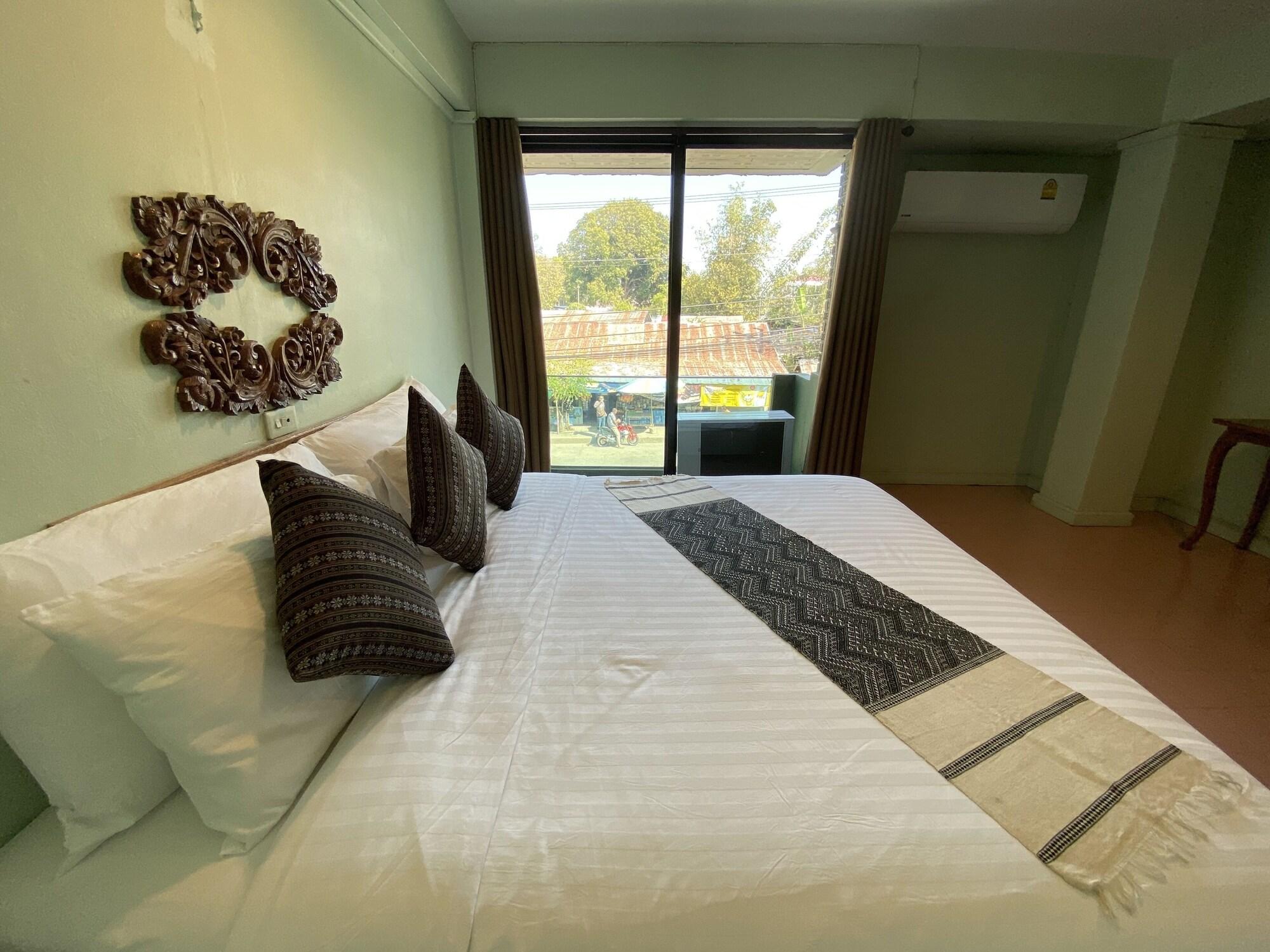 A Hotel Budget Chiang Saen Bagian luar foto
